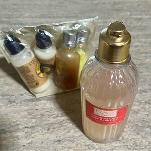 L'OCCITANE 4-Mini Pack Apricot Verbana & Karite with Roses & Reines Silky Gel